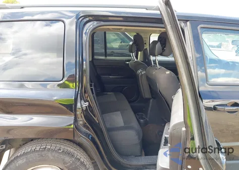 2015 Jeep Patriot Sport из США, поврежденный, VIN 1C4NJPBA4FD317895